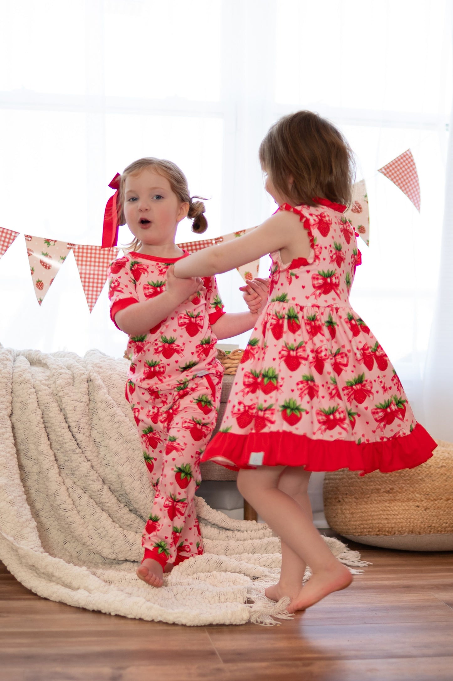 LPK Strawberry Fields gown set