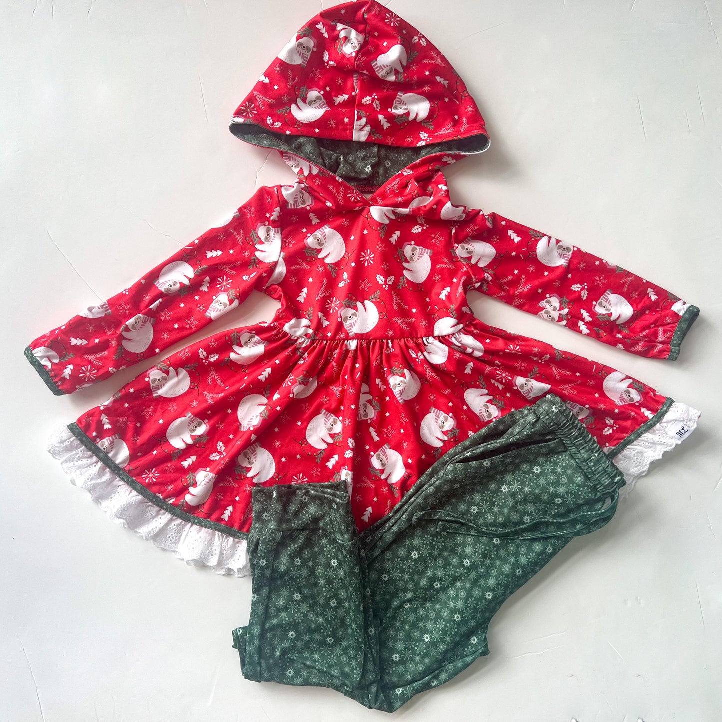 Sloth Hooded Tunic Set (one size 12)