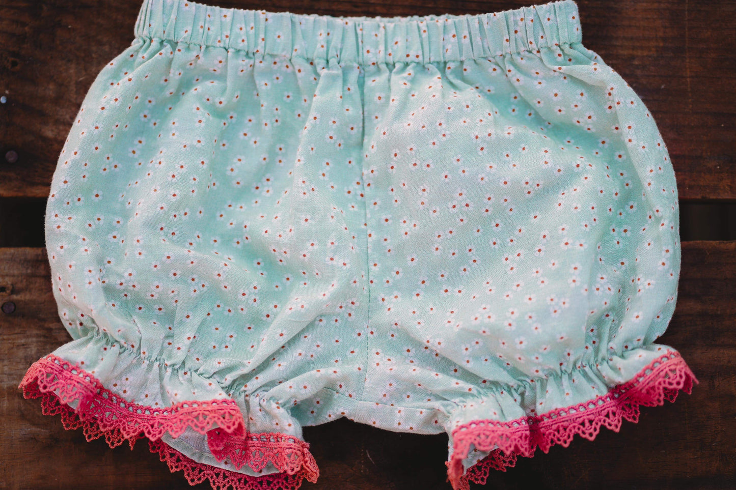 Strawberry Vintage Set