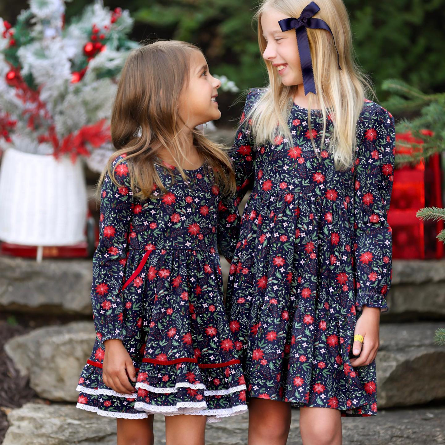 Ryken Poinsettia Twirl
