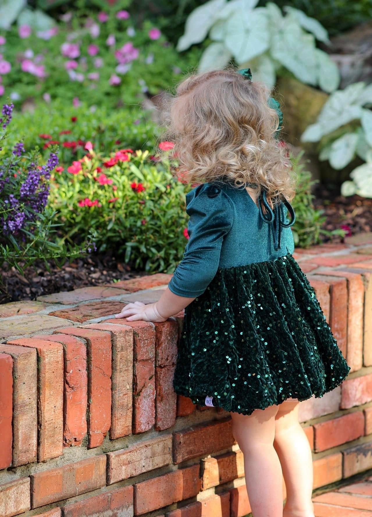 Annie Velvety Sequin Twirl